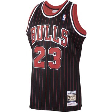 Authentic 1996-97 Chicago Bulls Michael Jordan